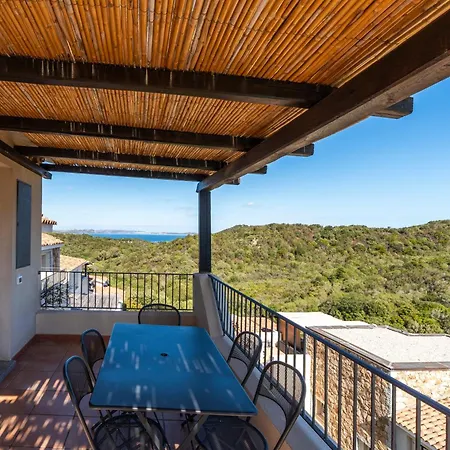 Con Piscina A 4 Km Da Baja Sardinia 3* Cala Bitta