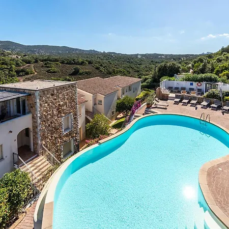 Ea Bianca Aparthotel Cala Bitta