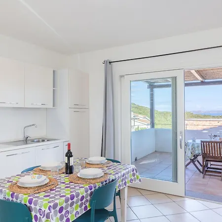 Aparthotel Ea Bianca 3*