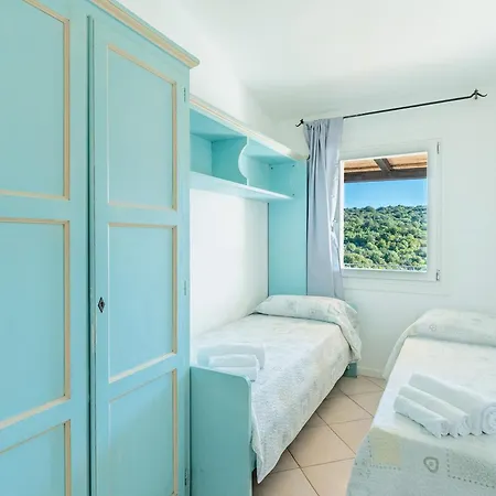 Ea Bianca Aparthotel 3*